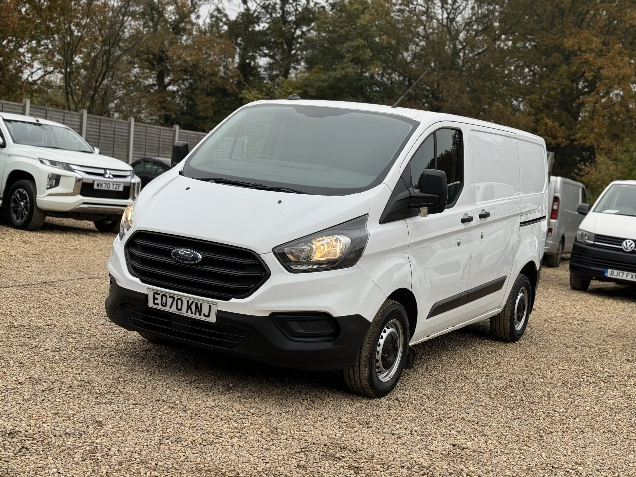 
								Ford Transit Custom 2.0 300 EcoBlue Leader L1 H1 Euro 6 full									