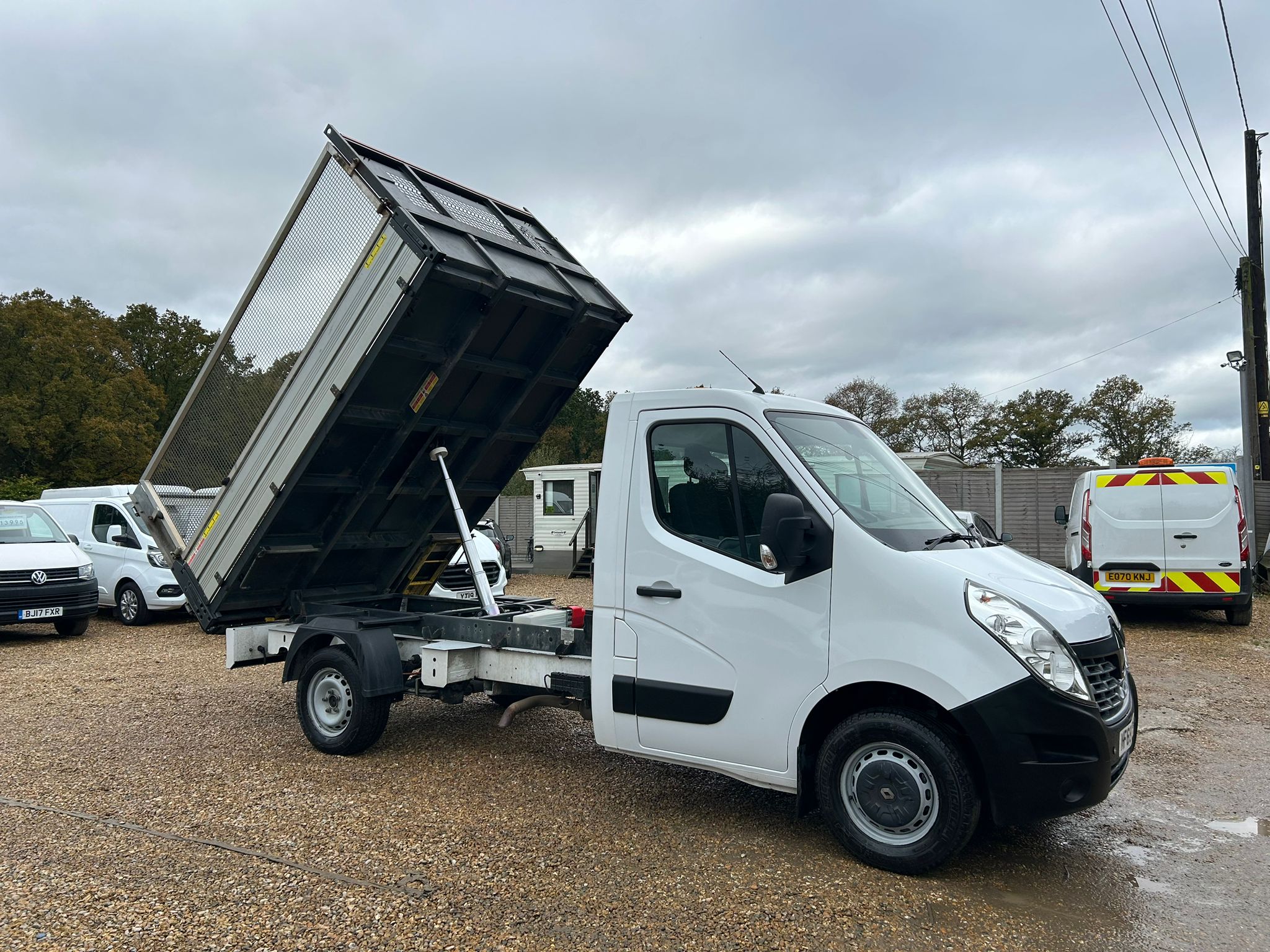 
								Renault Master 2.3 dCi 35 Business RWD MWB Euro 6 full									