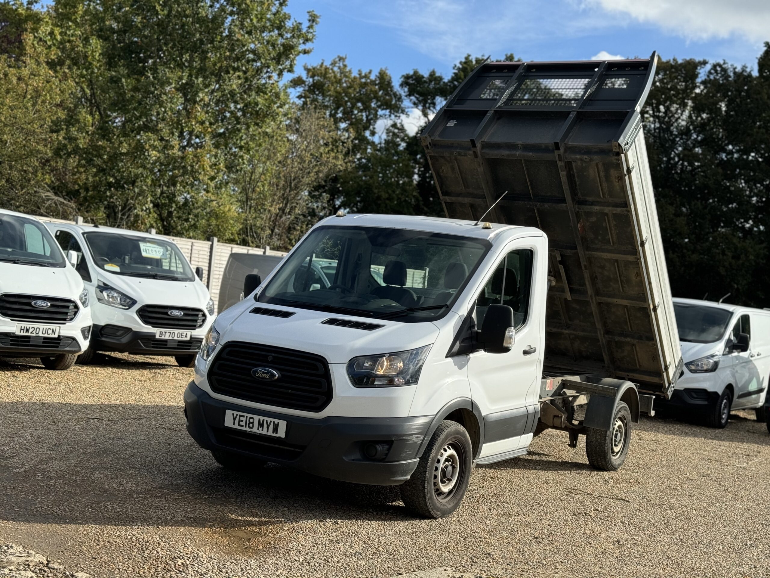 
								Ford Transit 2.0 350 EcoBlue 3-Way Tipper RWD L2 Euro 6 full									