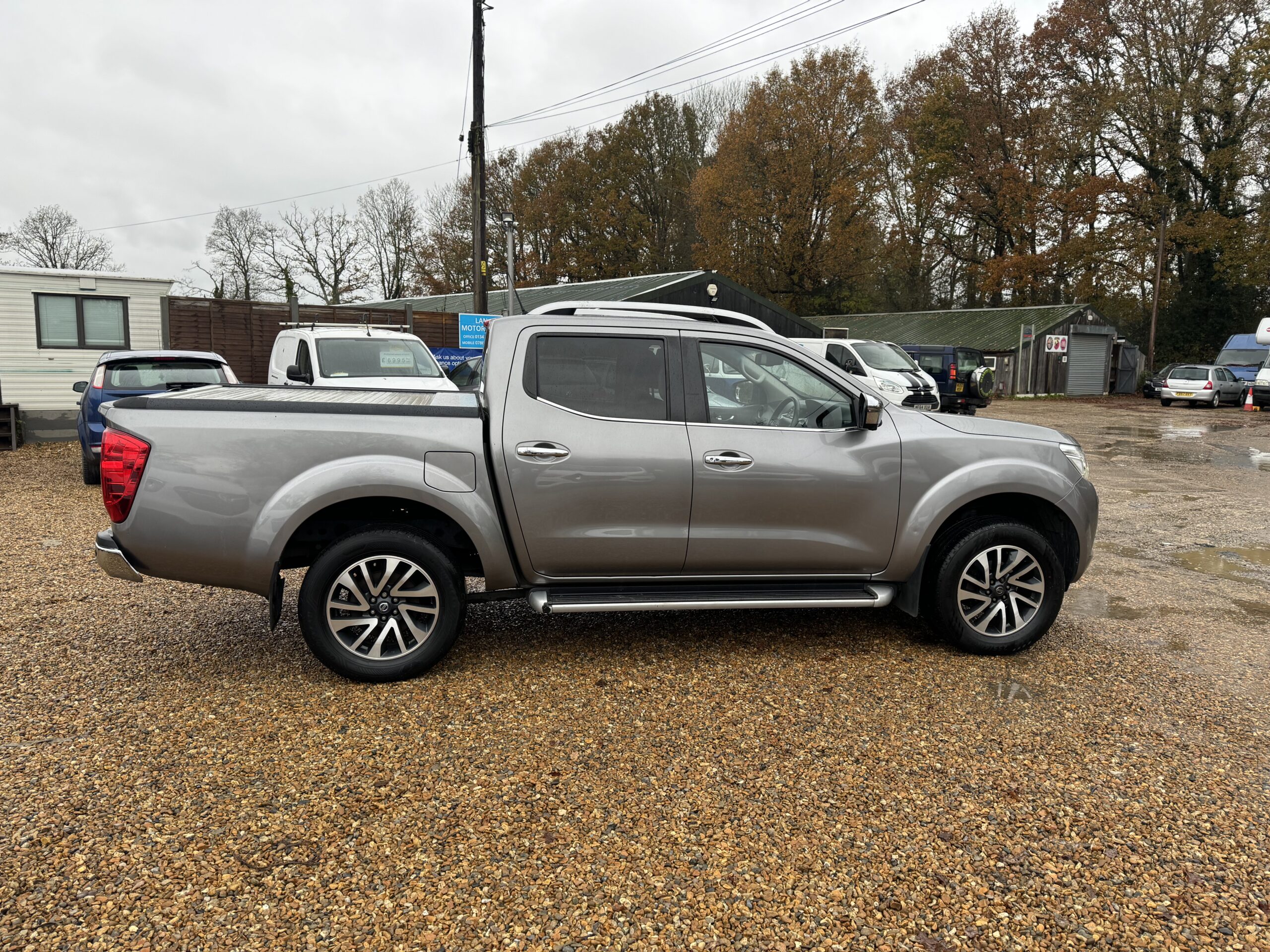 
								Nissan Navara 2.3 dCi Tekna Auto 4WD Euro 6 full									