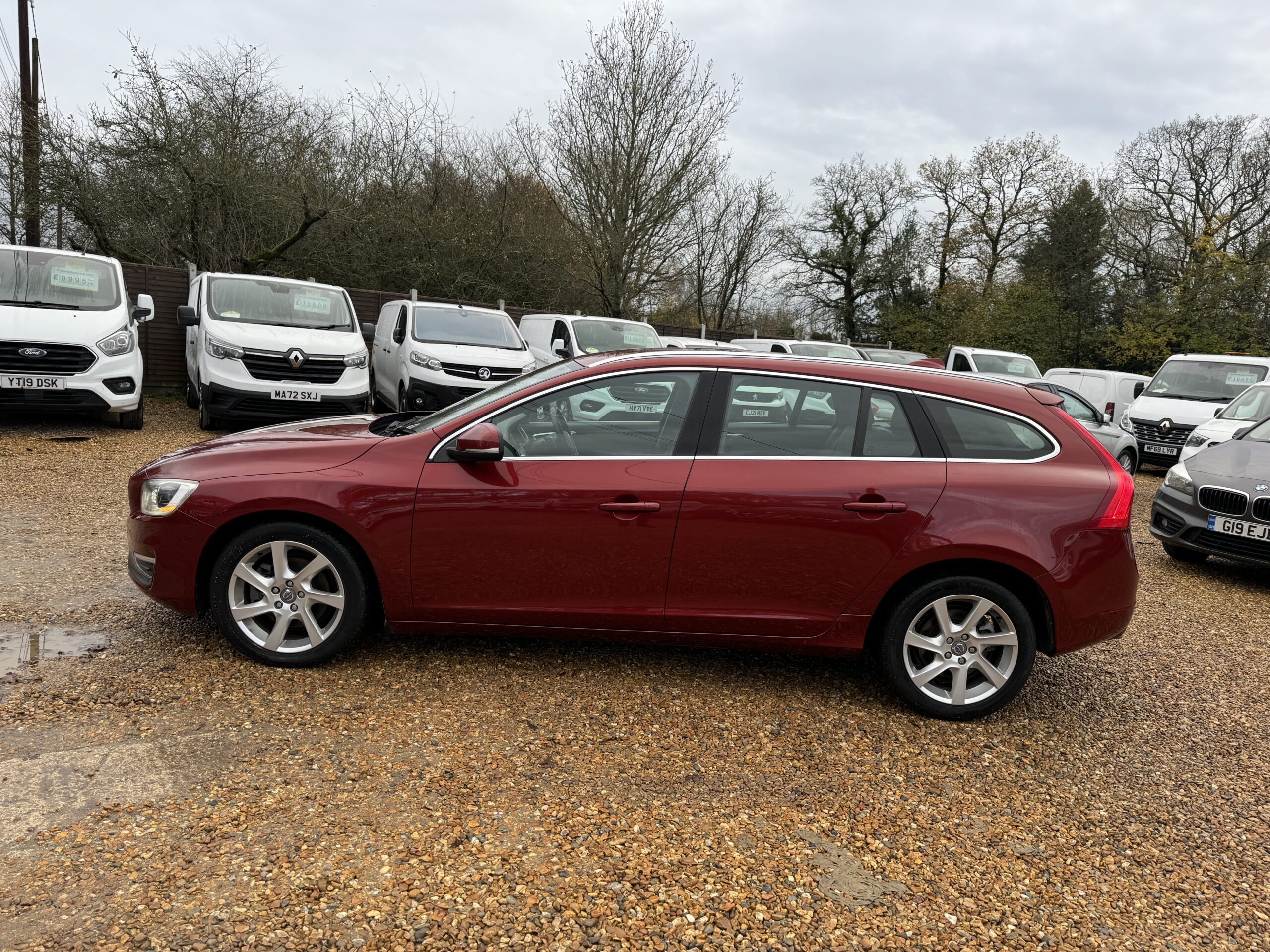 
								Volvo V60 2.0 D4 SE Lux Nav Geartronic Euro 6 full									