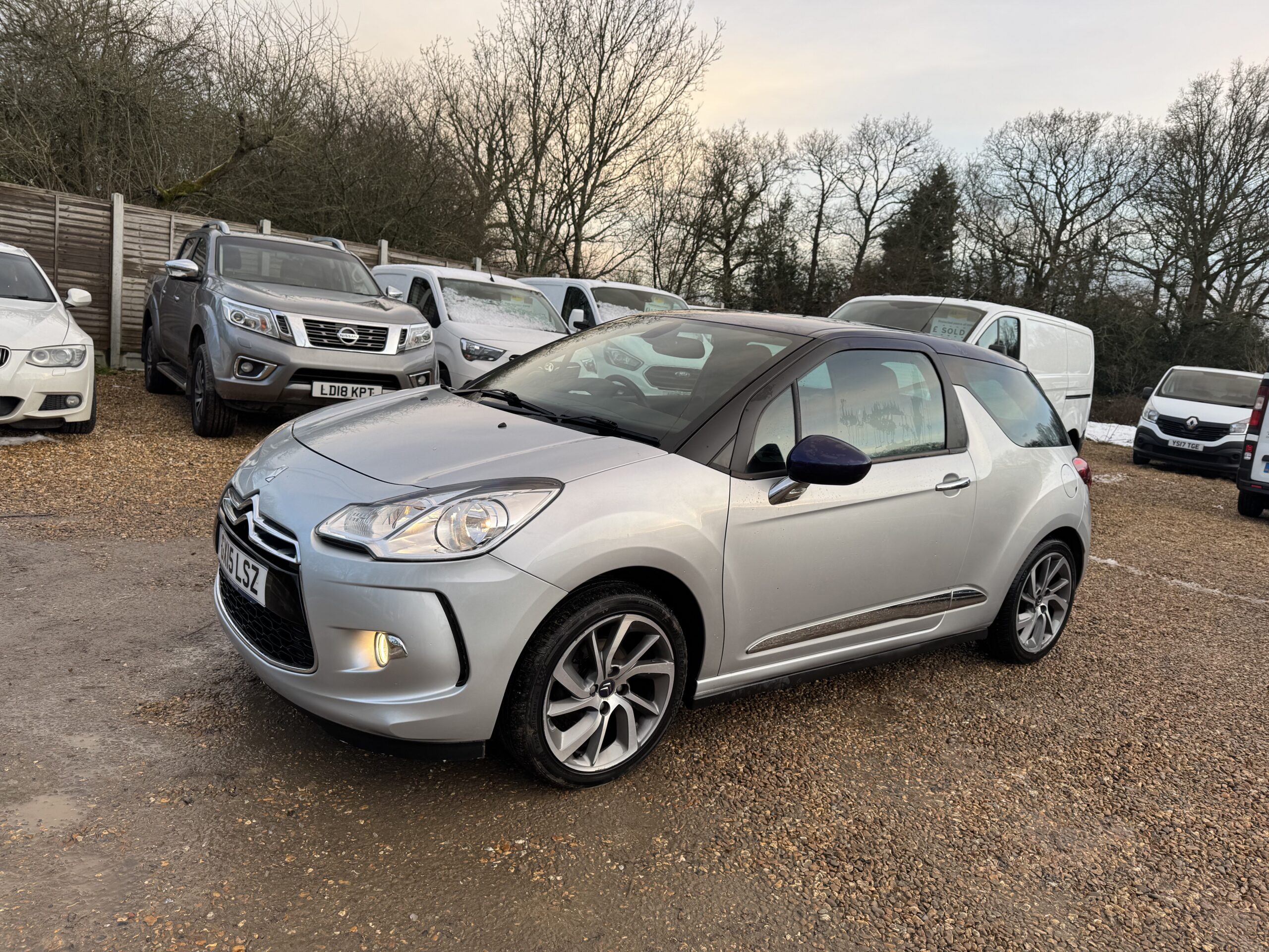 
								Citroen DS3 1.2 PureTech DStyle Plus Euro 6 full									