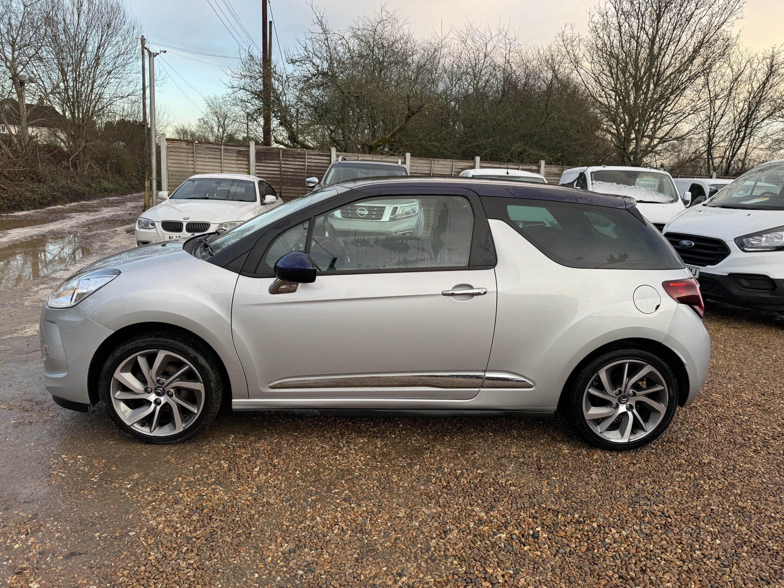 
								Citroen DS3 1.2 PureTech DStyle Plus Euro 6 full									