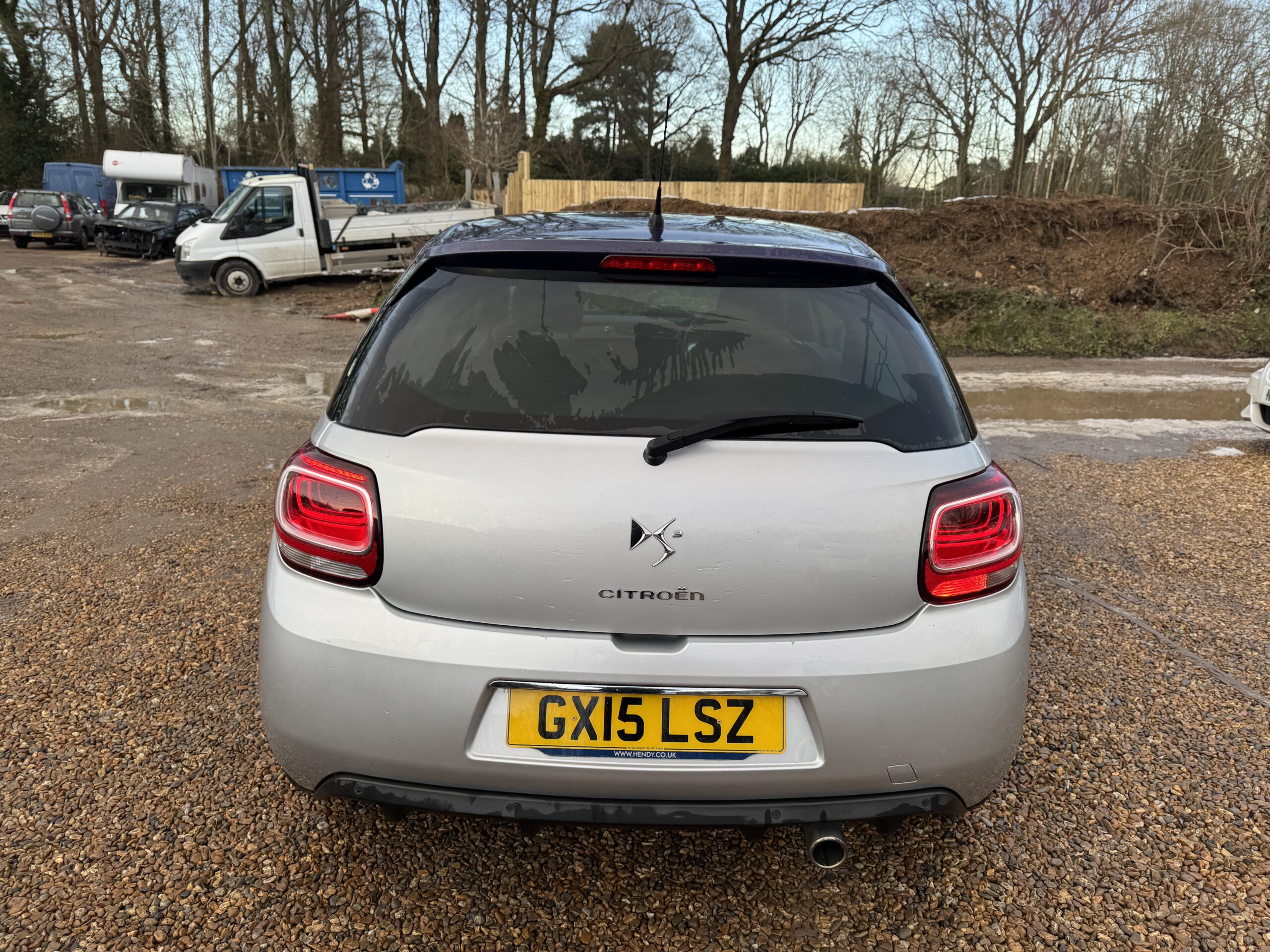 
								Citroen DS3 1.2 PureTech DStyle Plus Euro 6 full									