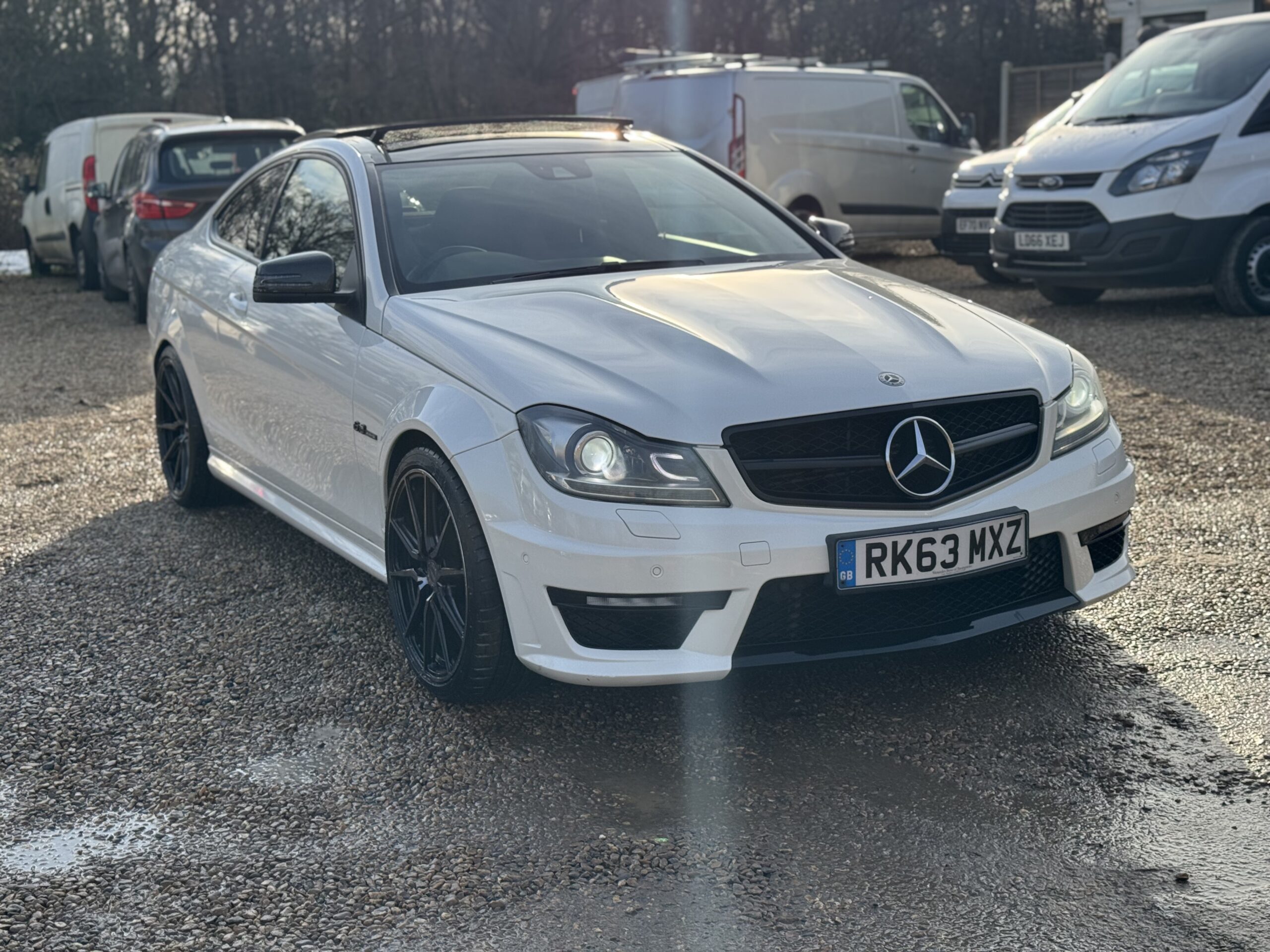 
								Mercedes-Benz C Class 6.3 C63 V8 AMG Edition 125 SpdS MCT full									