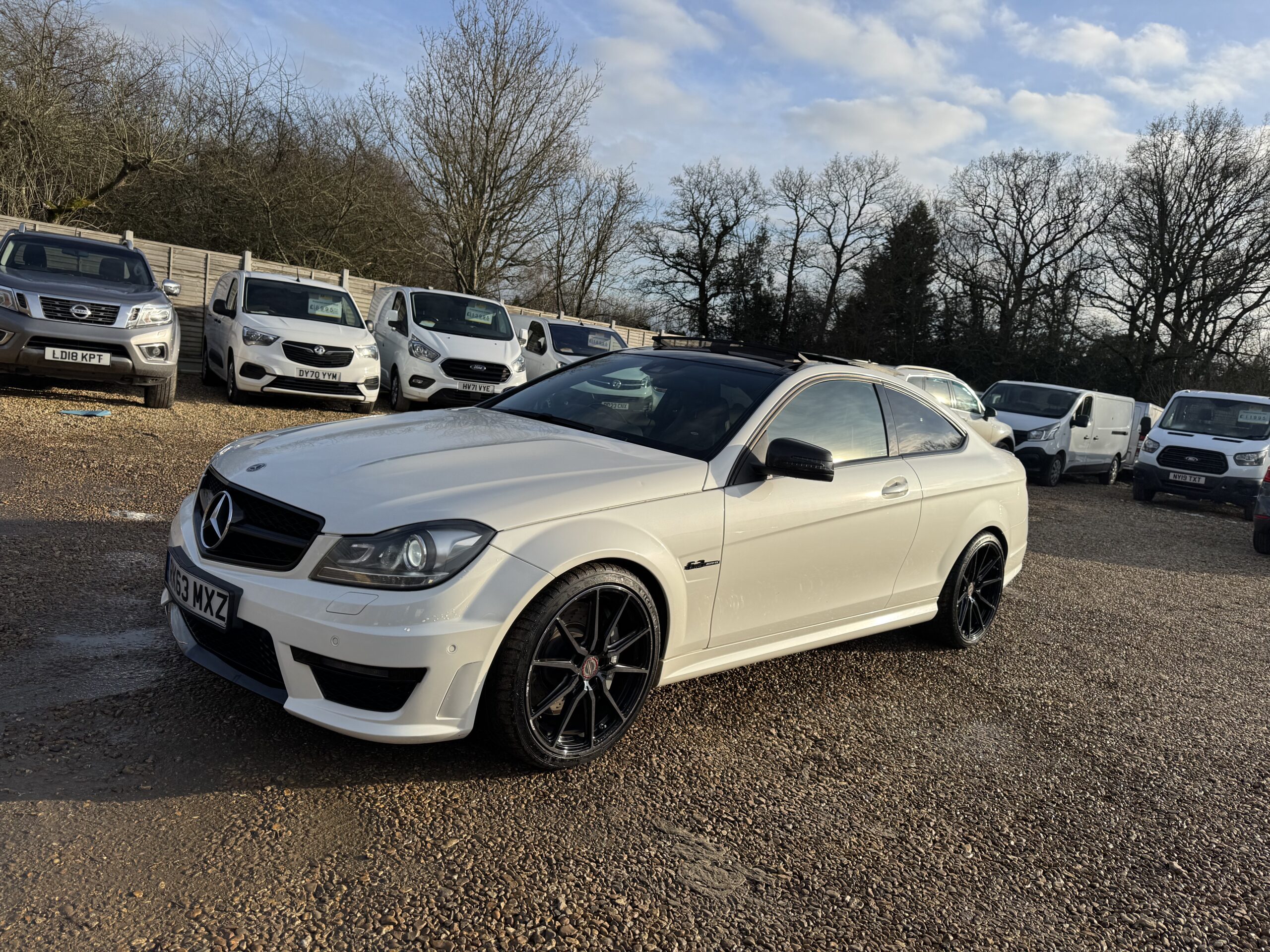 
								Mercedes-Benz C Class 6.3 C63 V8 AMG Edition 125 SpdS MCT full									