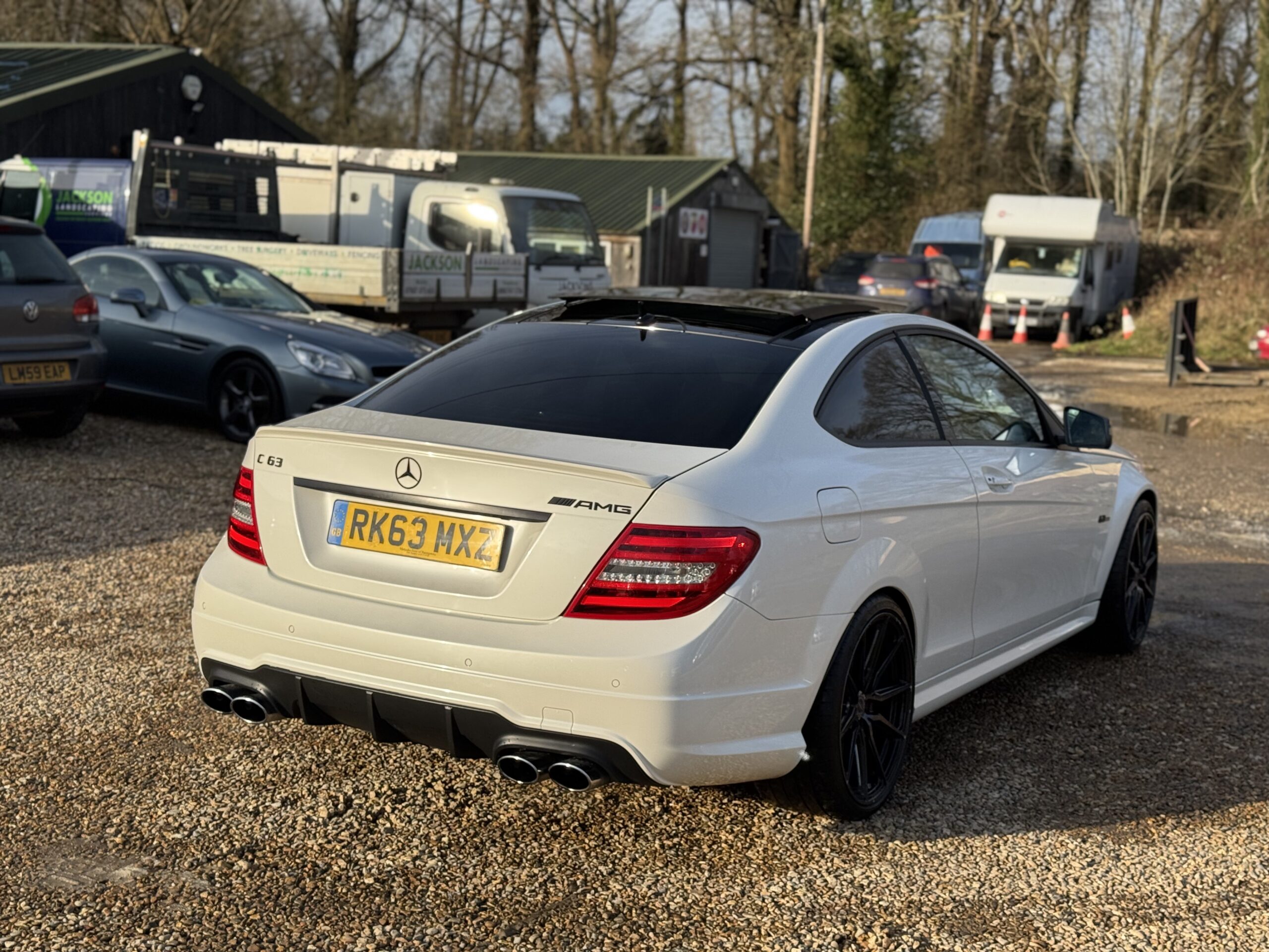 
								Mercedes-Benz C Class 6.3 C63 V8 AMG Edition 125 SpdS MCT full									