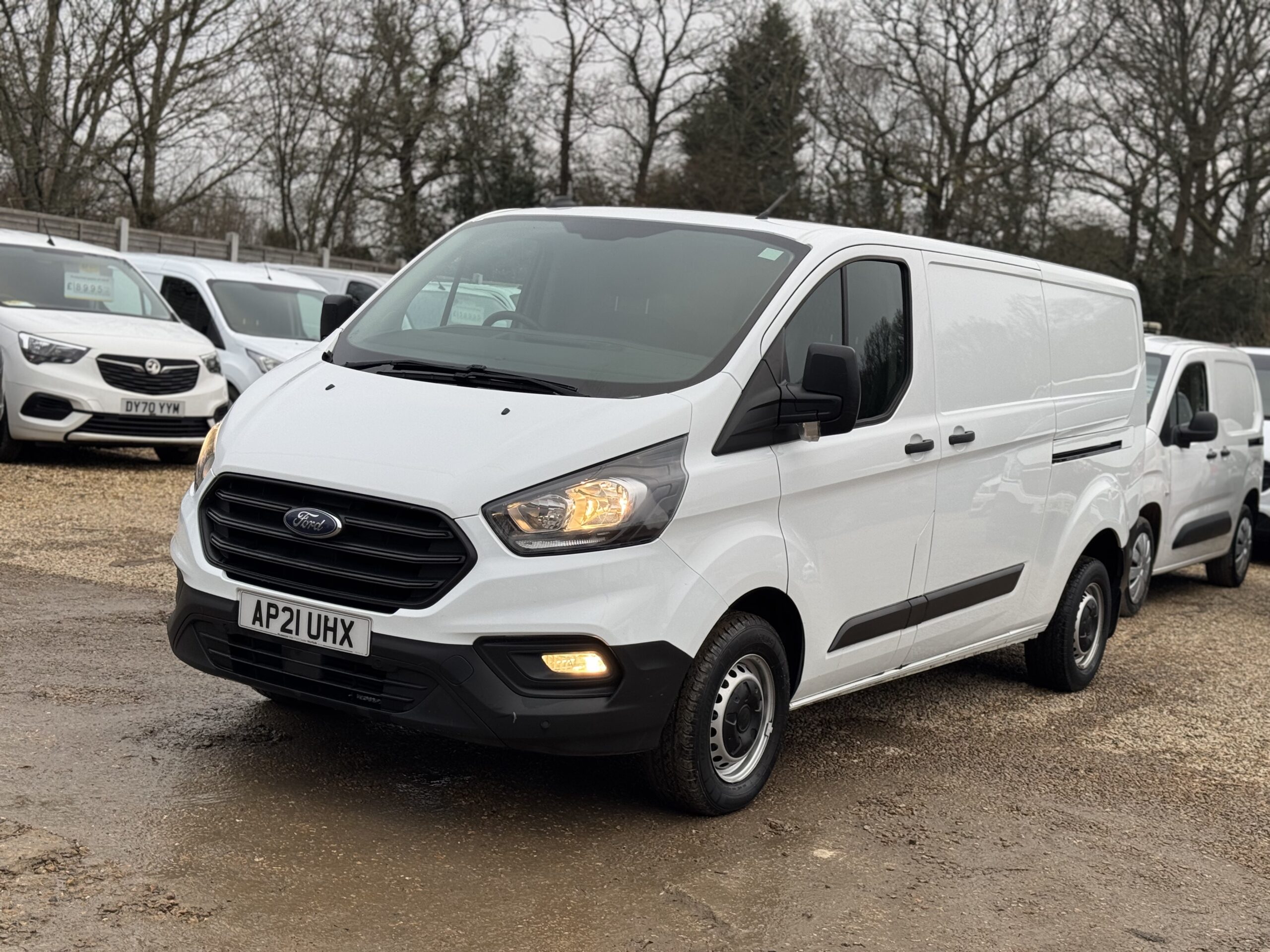 
								Ford Transit Custom 2.0 300 EcoBlue Leader L2 H1 Euro 6 full									