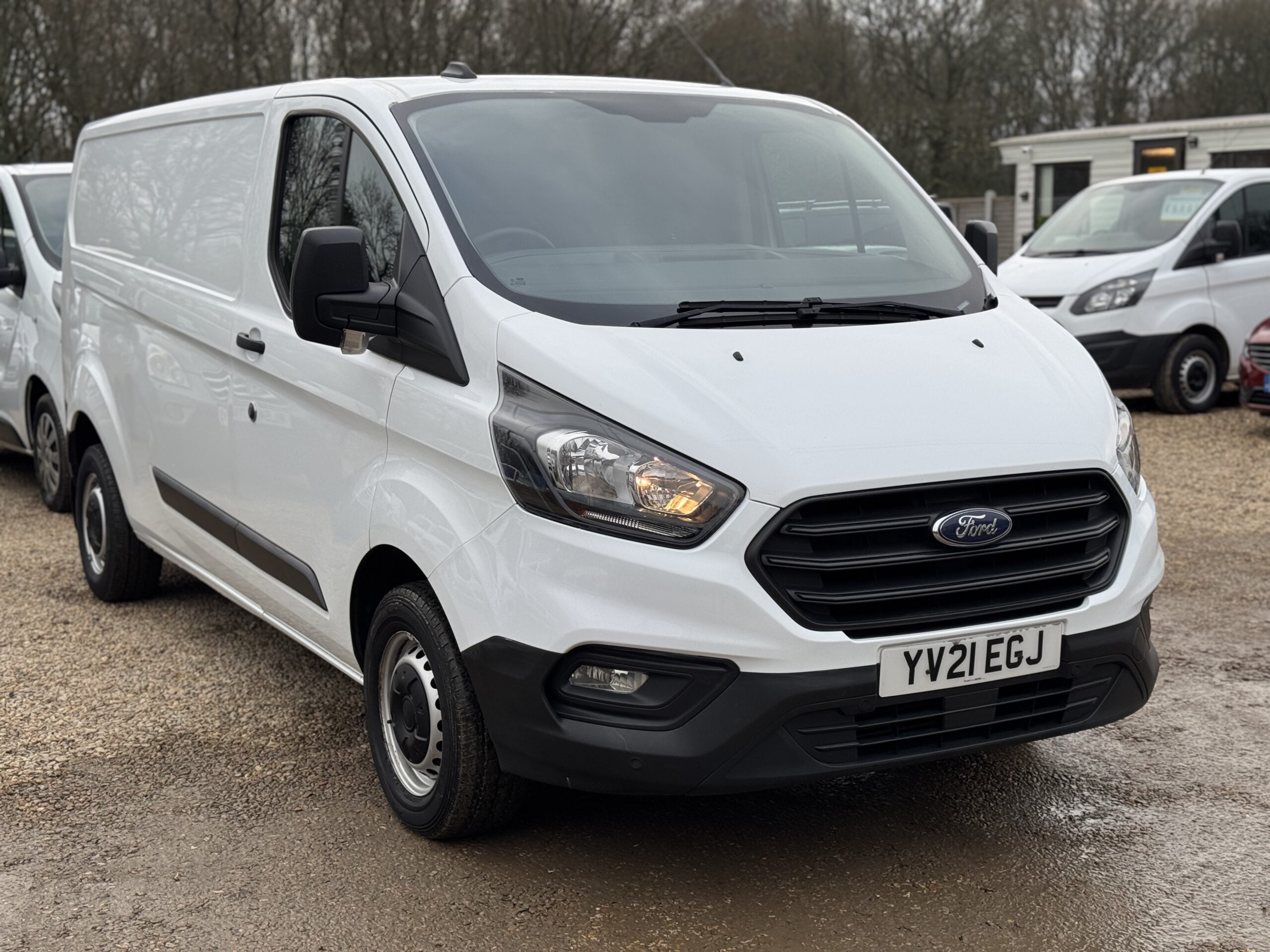 
								Ford Transit Custom 2.0 300 EcoBlue Leader L2 H1 Euro 6 full									