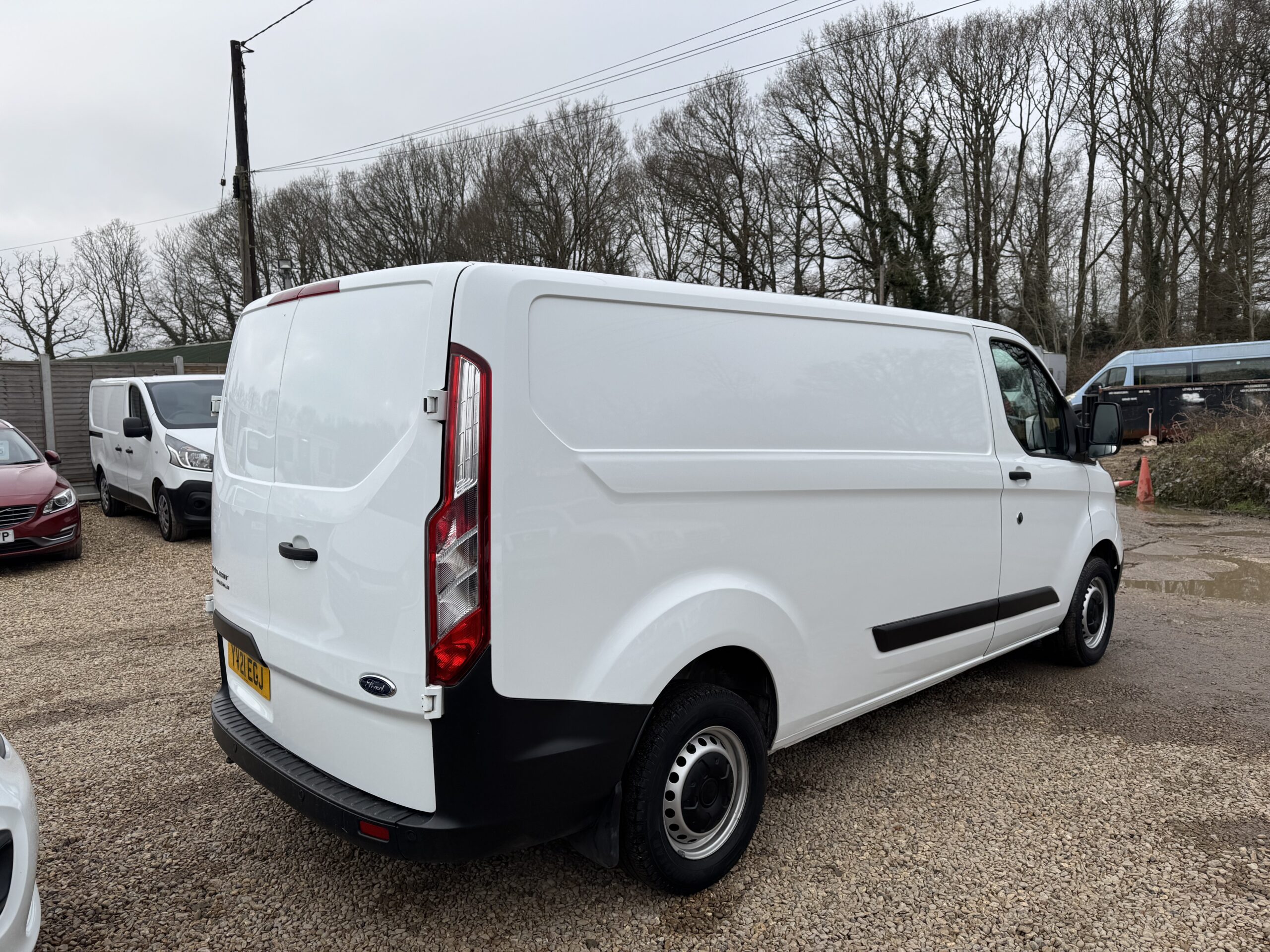 
								Ford Transit Custom 2.0 300 EcoBlue Leader L2 H1 Euro 6 full									