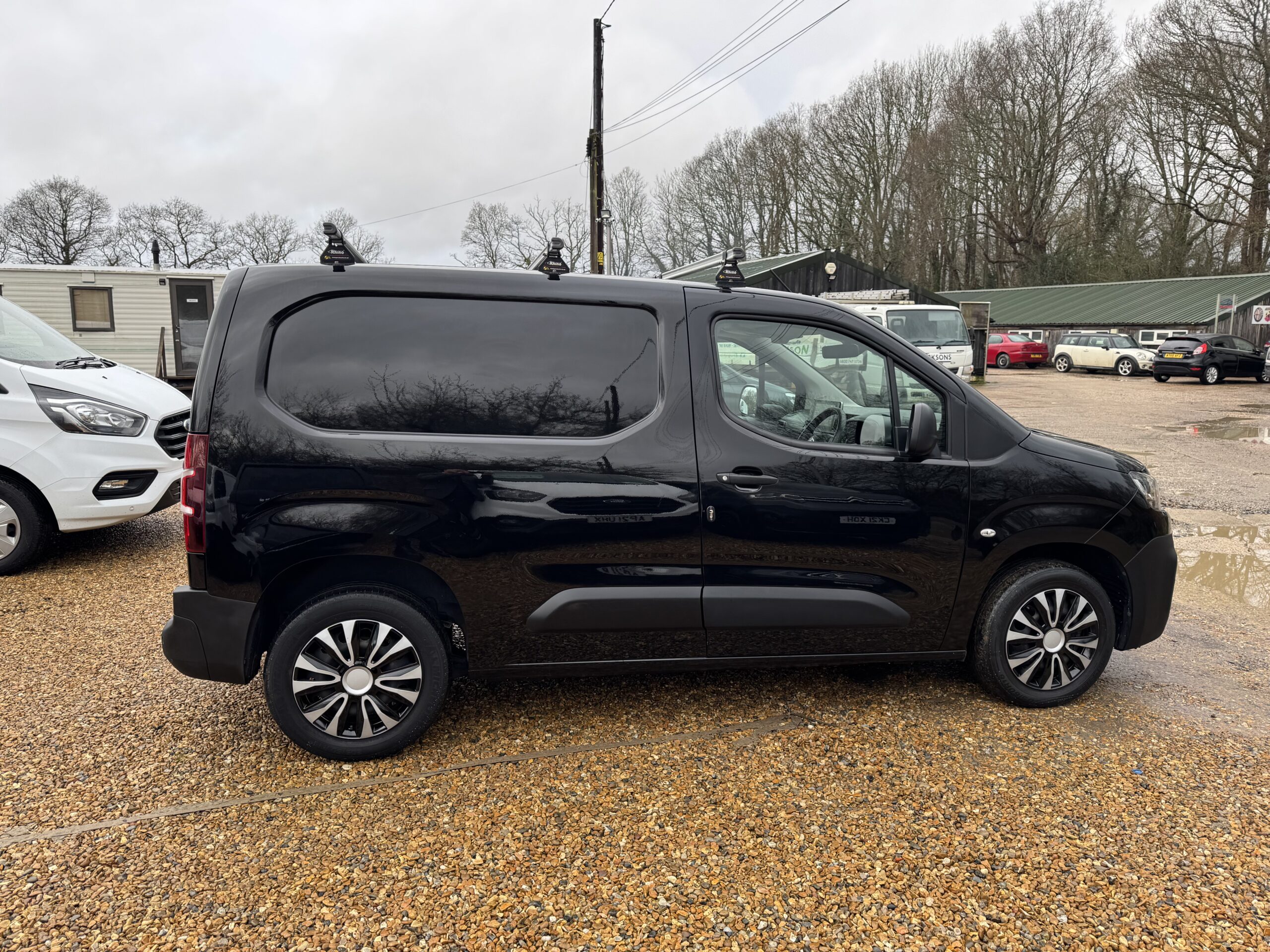 
								Citroen Berlingo 1.5 BlueHDi 1000 Enterprise Automatic SWB Euro 6 full									