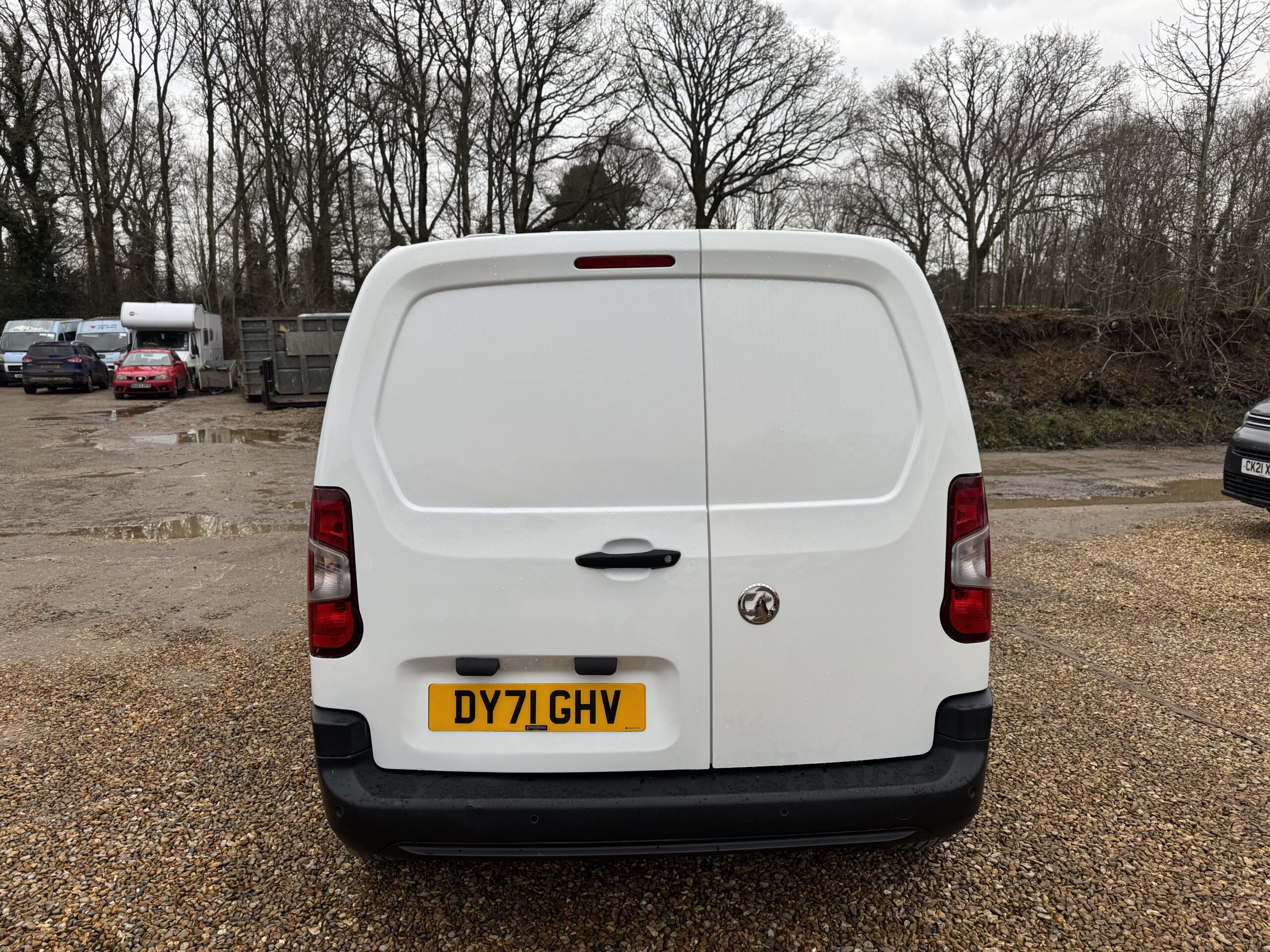 
								Vauxhall Combo 1.5 Turbo D 2300 Dynamic L1 H1 Euro 6 full									