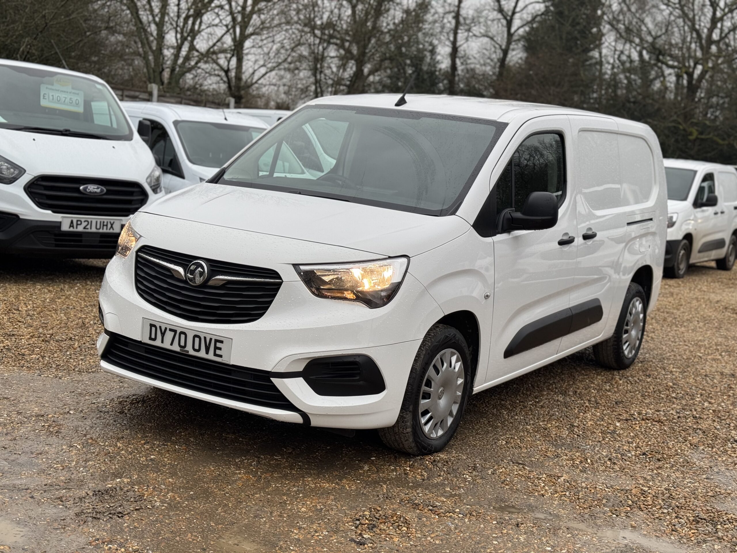 
								Vauxhall Combo 1.5 Turbo D 2300 Sportive L2 H1 Euro 6 full									