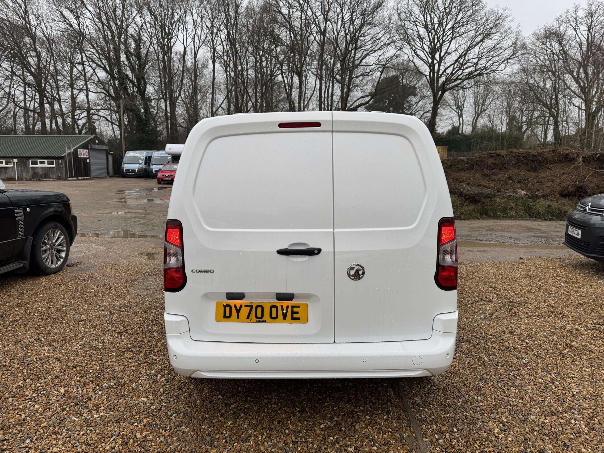 
								Vauxhall Combo 1.5 Turbo D 2300 Sportive L2 H1 Euro 6 full									