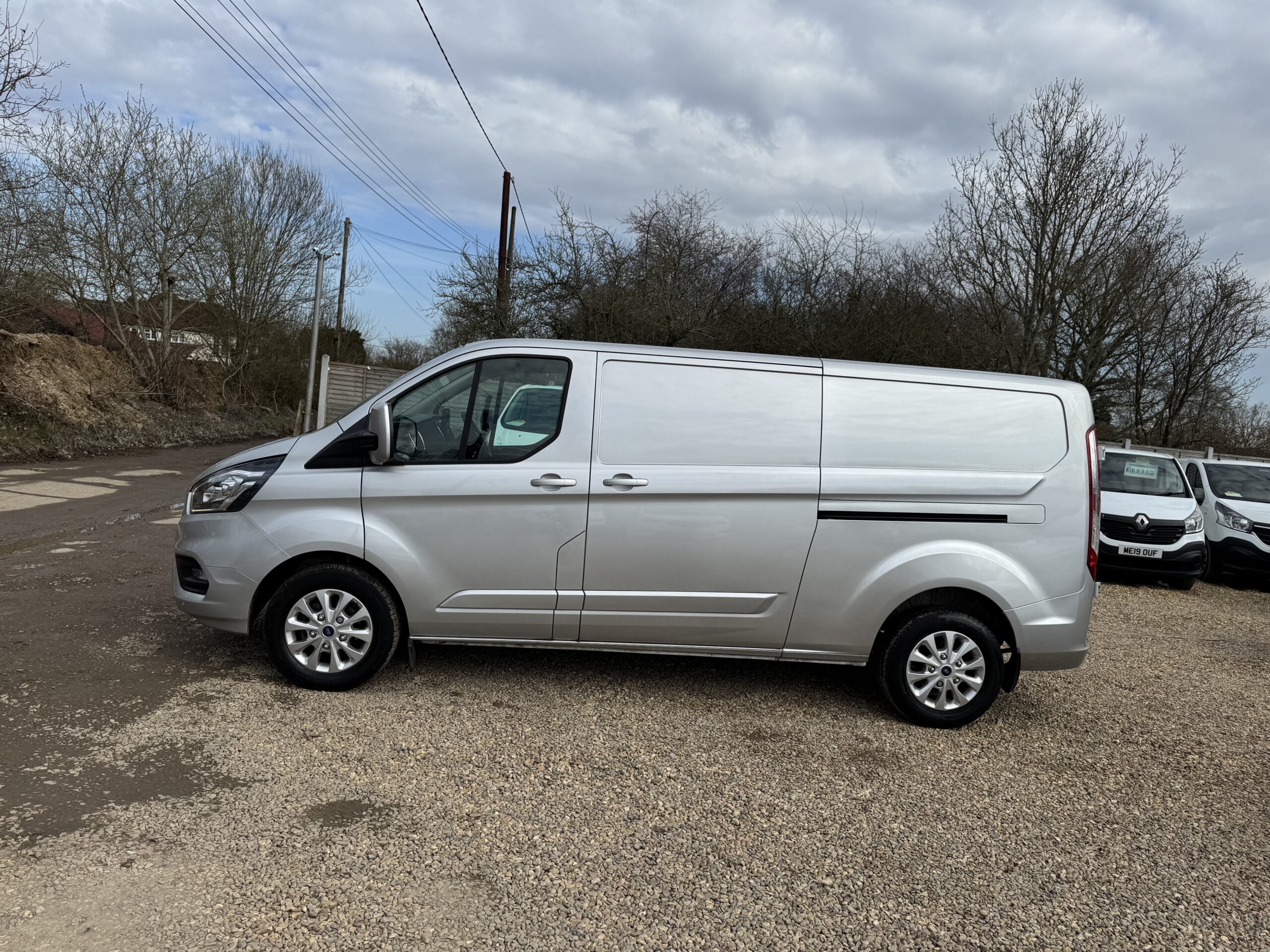 
								Ford Transit Custom 2.0 300 EcoBlue Limited L2 H1 Euro 6 full									