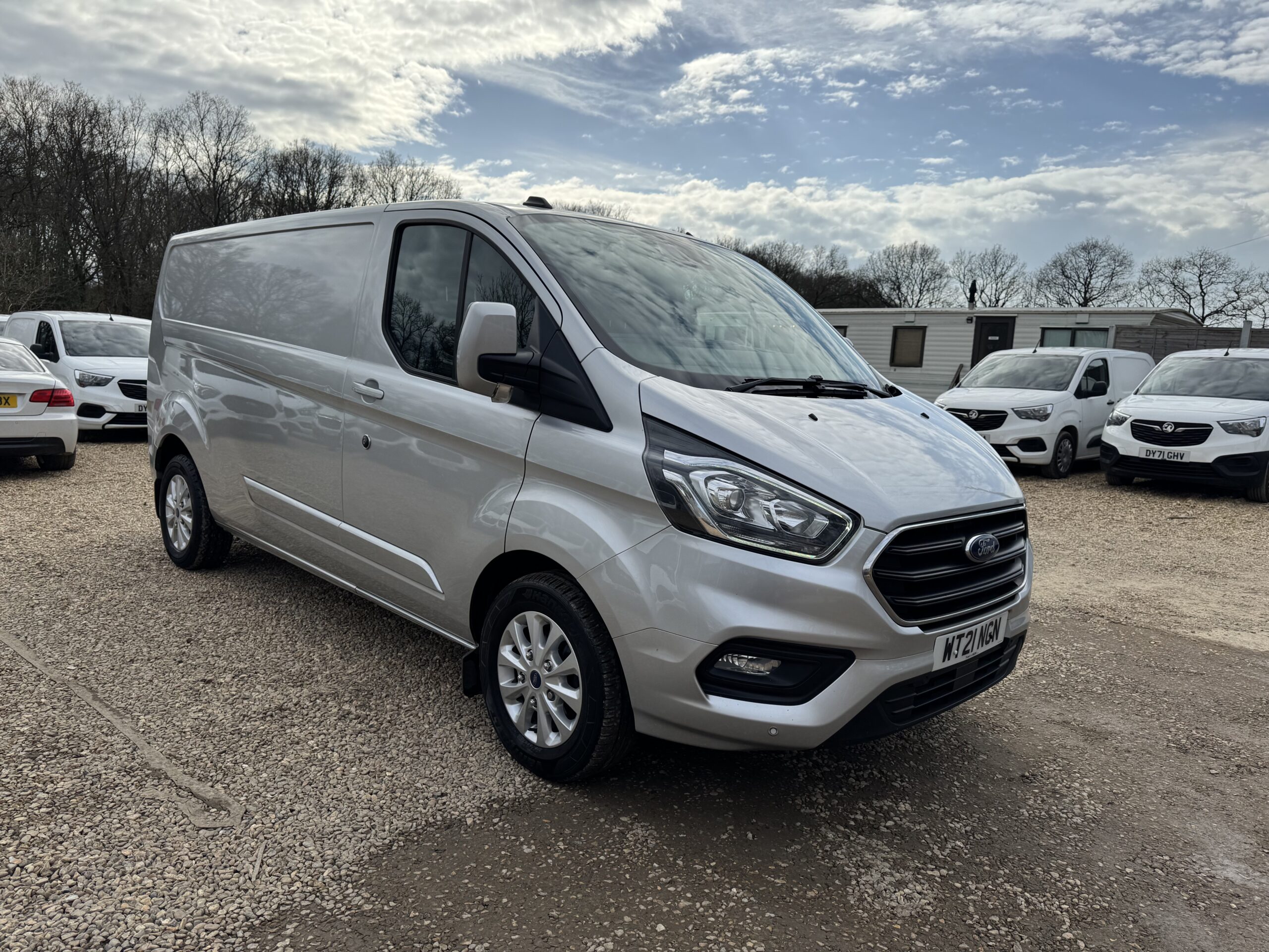 
								Ford Transit Custom 2.0 300 EcoBlue Limited L2 H1 Euro 6 full									